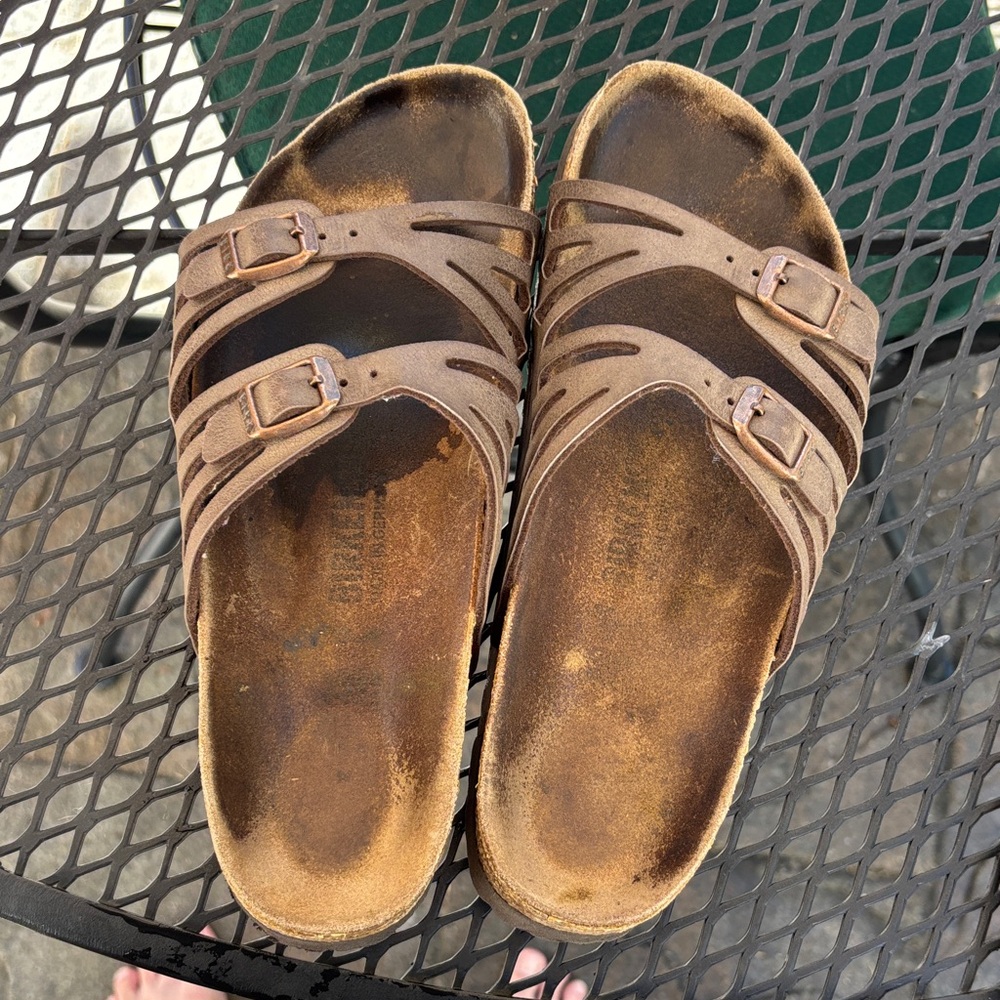 Birkenstock Granada Birko-Flor Nubuck Mocha 7-7.5 Narrow
